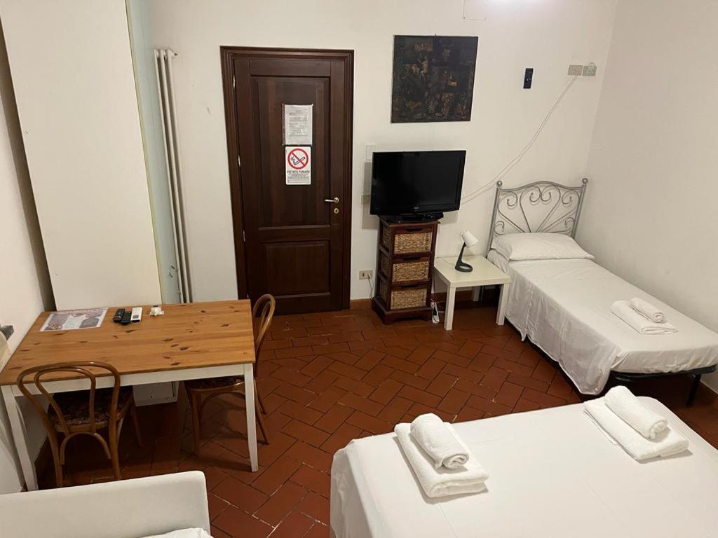 Sosta Paradisa Apartment ปิซา ภายนอก รูปภาพ