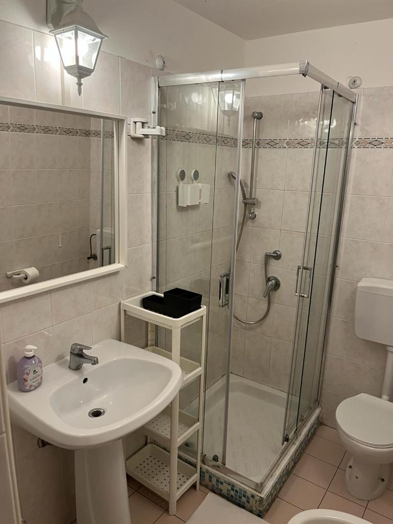 Sosta Paradisa Apartment ปิซา ภายนอก รูปภาพ